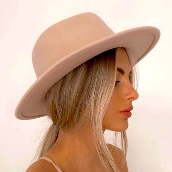 @_theboutique_ Accessories - 🔥Restocked!🔥 Western Felted Fedora / Rancher Hat